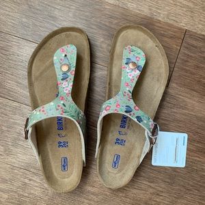 BNWT Women’s Birkenstock’s Floral Print